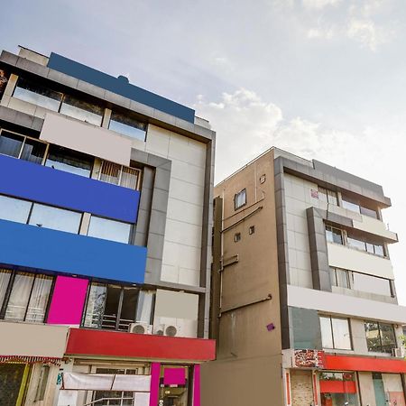 Capital O Maple View Ξενοδοχείο Naroda Εξωτερικό φωτογραφία
