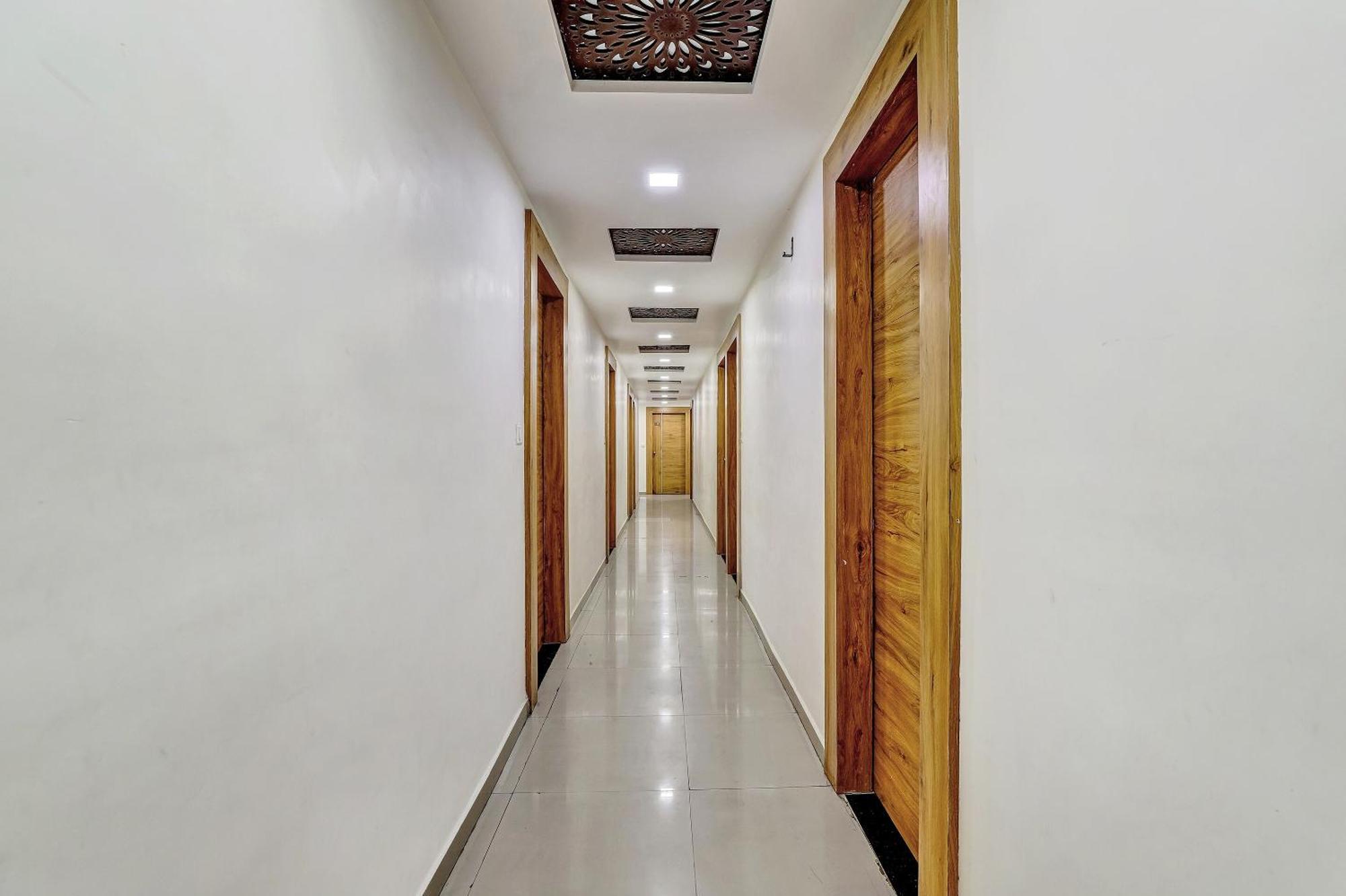 Capital O Maple View Ξενοδοχείο Naroda Εξωτερικό φωτογραφία